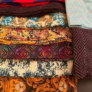 Lot of 12 LuLaRoe OS leggings